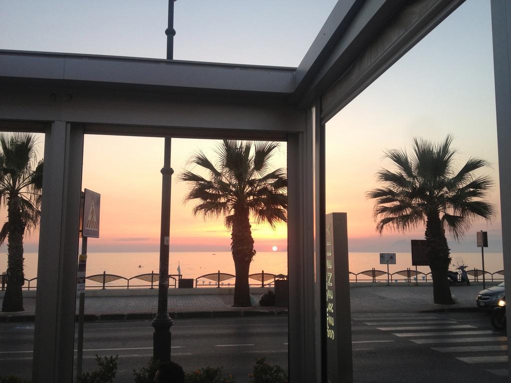 Hotel Serenella Agropoli Exterior photo