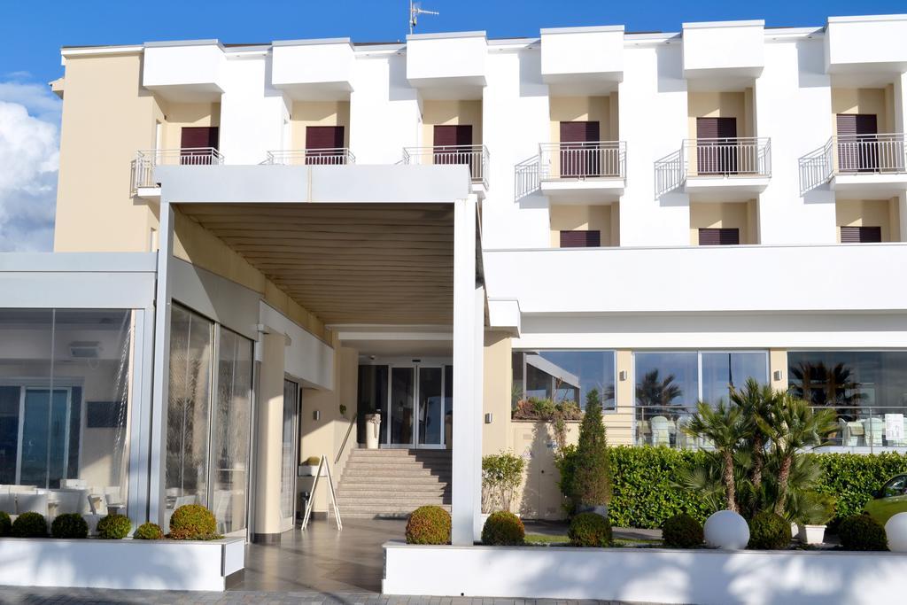 Hotel Serenella Agropoli Exterior photo