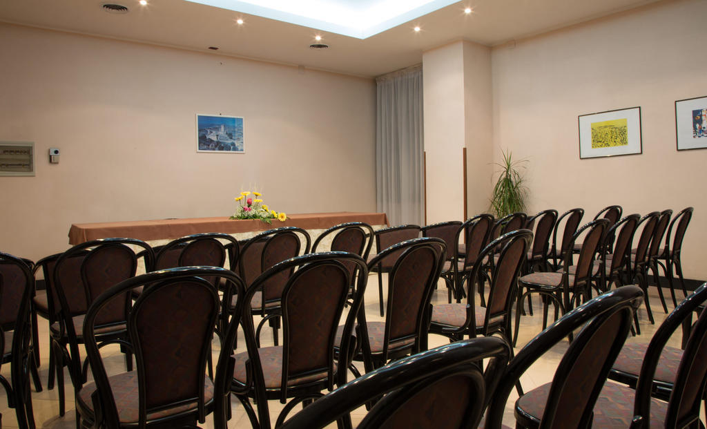 Hotel Serenella Agropoli Exterior photo